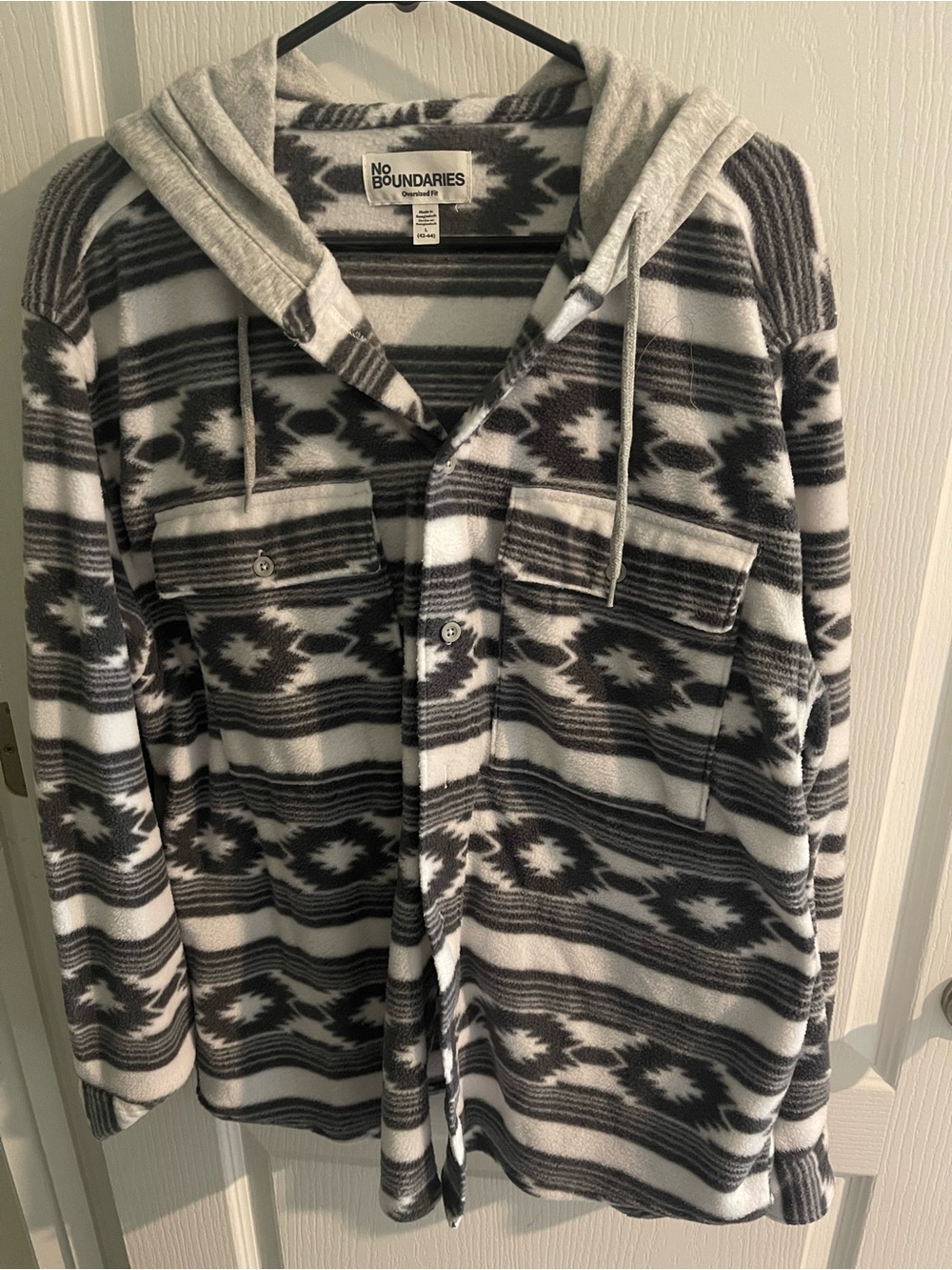 No Boundaries Men's Black & White Aztec Hooded Fleece Zip-Up